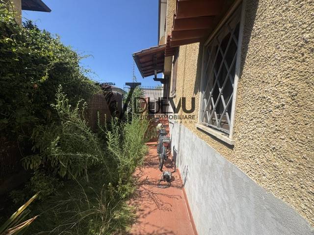 Bifamiliare in vendita a Forte dei Marmi, Vaiana