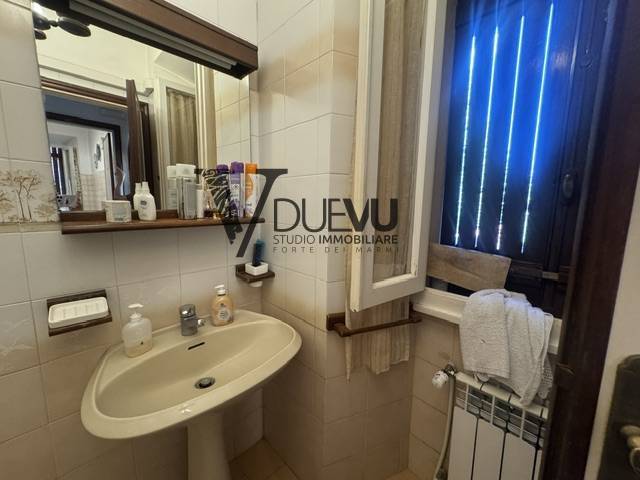 Bifamiliare in vendita a Forte dei Marmi, Vaiana