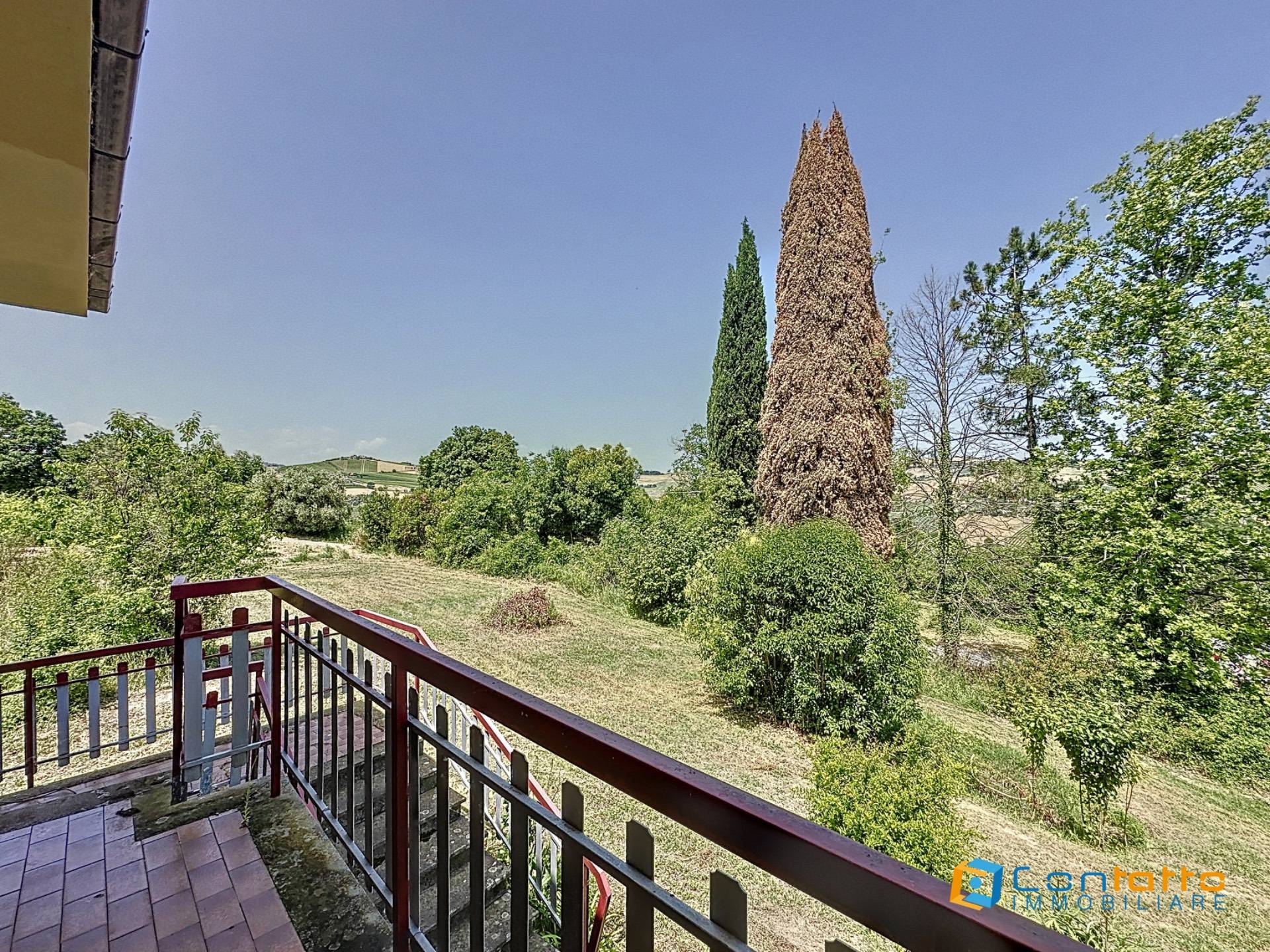 Villa in vendita a Carassai