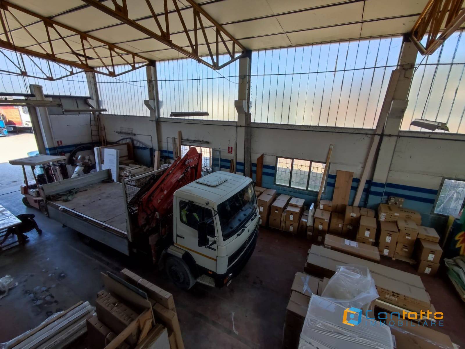 Locale commerciale in vendita a Cupra Marittima