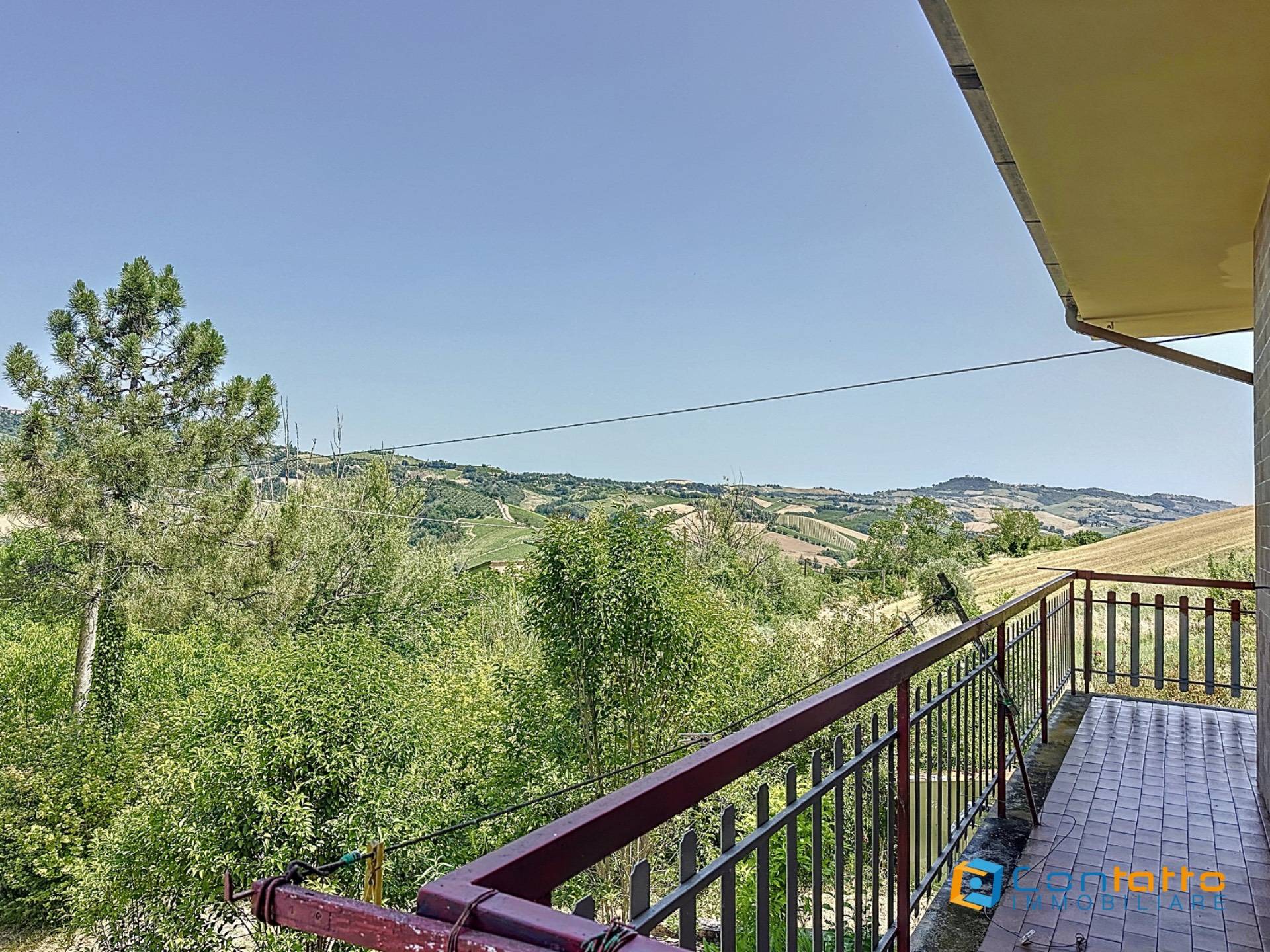 Villa in vendita a Carassai