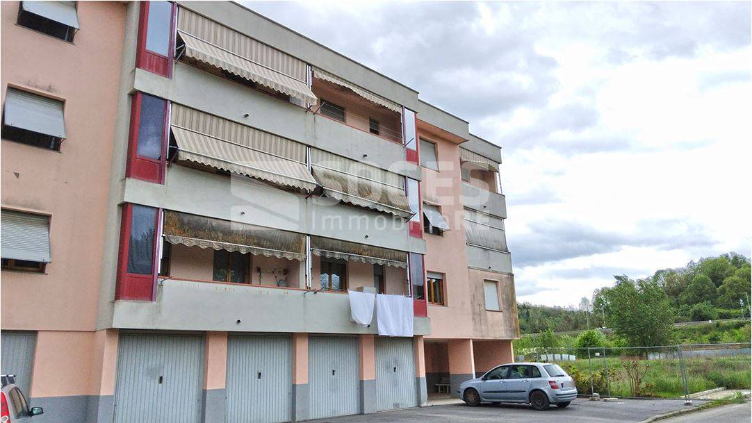 Appartamento in vendita a Montevarchi, Levanella