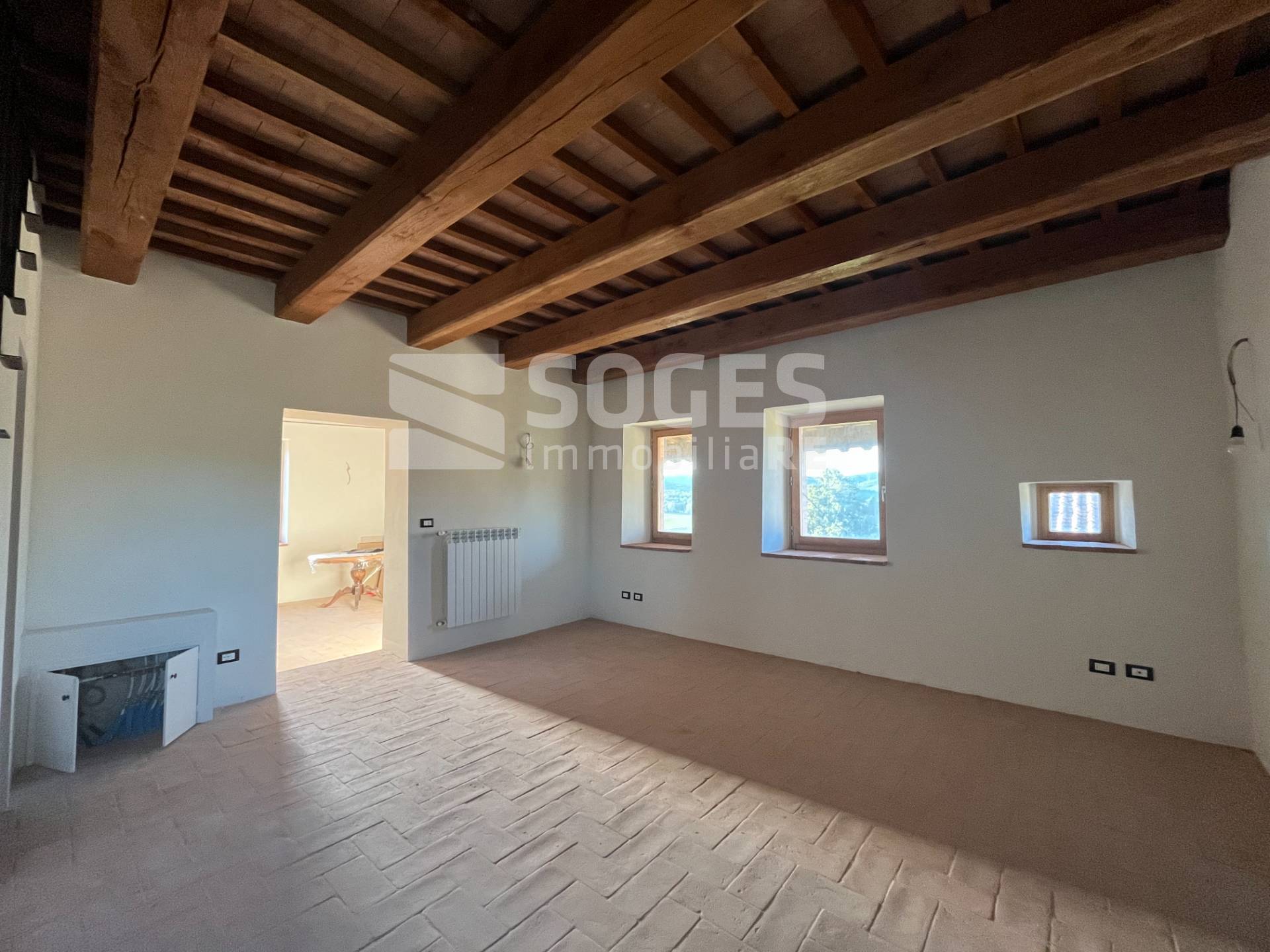 Appartamento in vendita a Bucine, Rapale