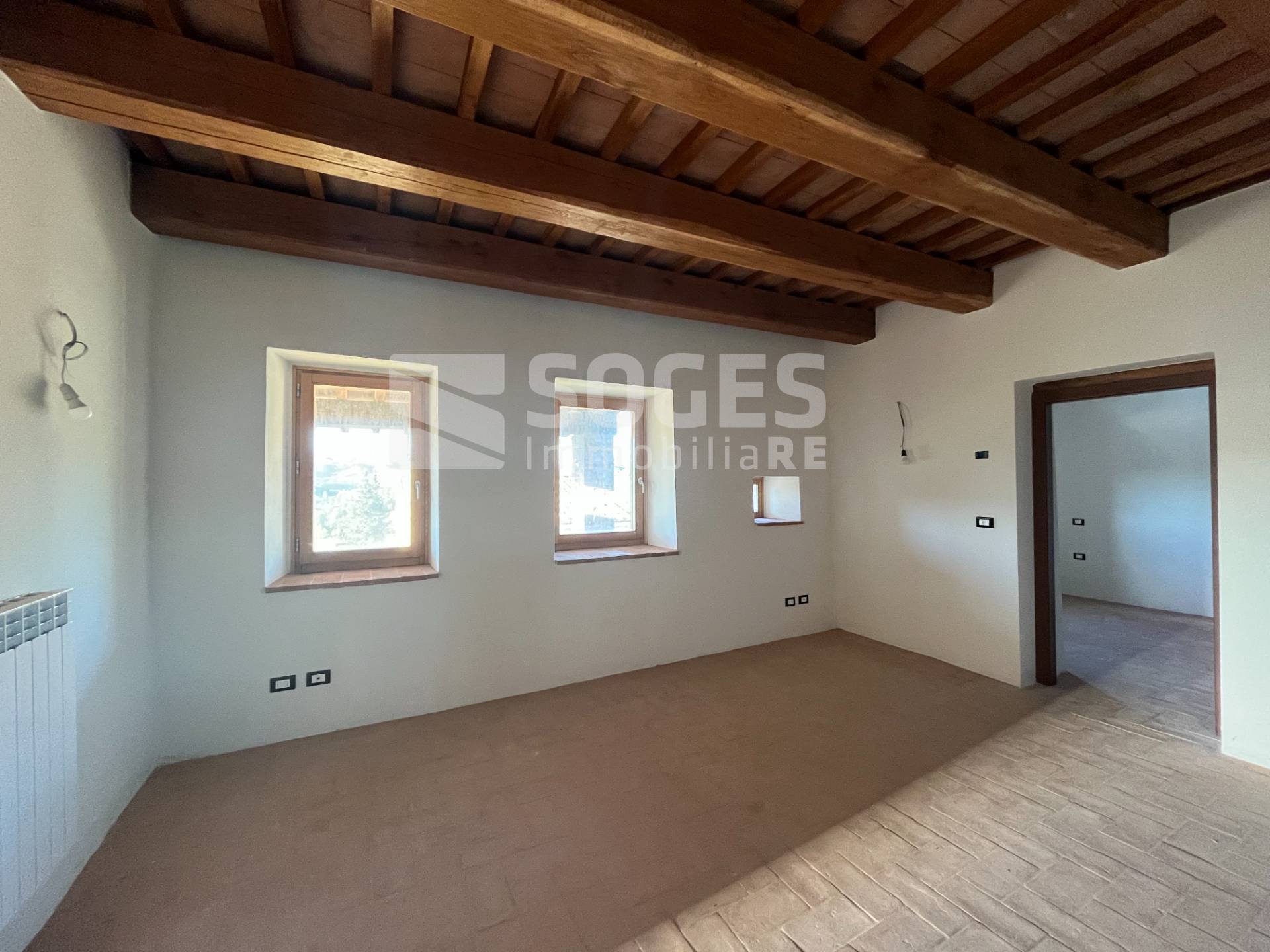 Appartamento in vendita a Bucine, Rapale