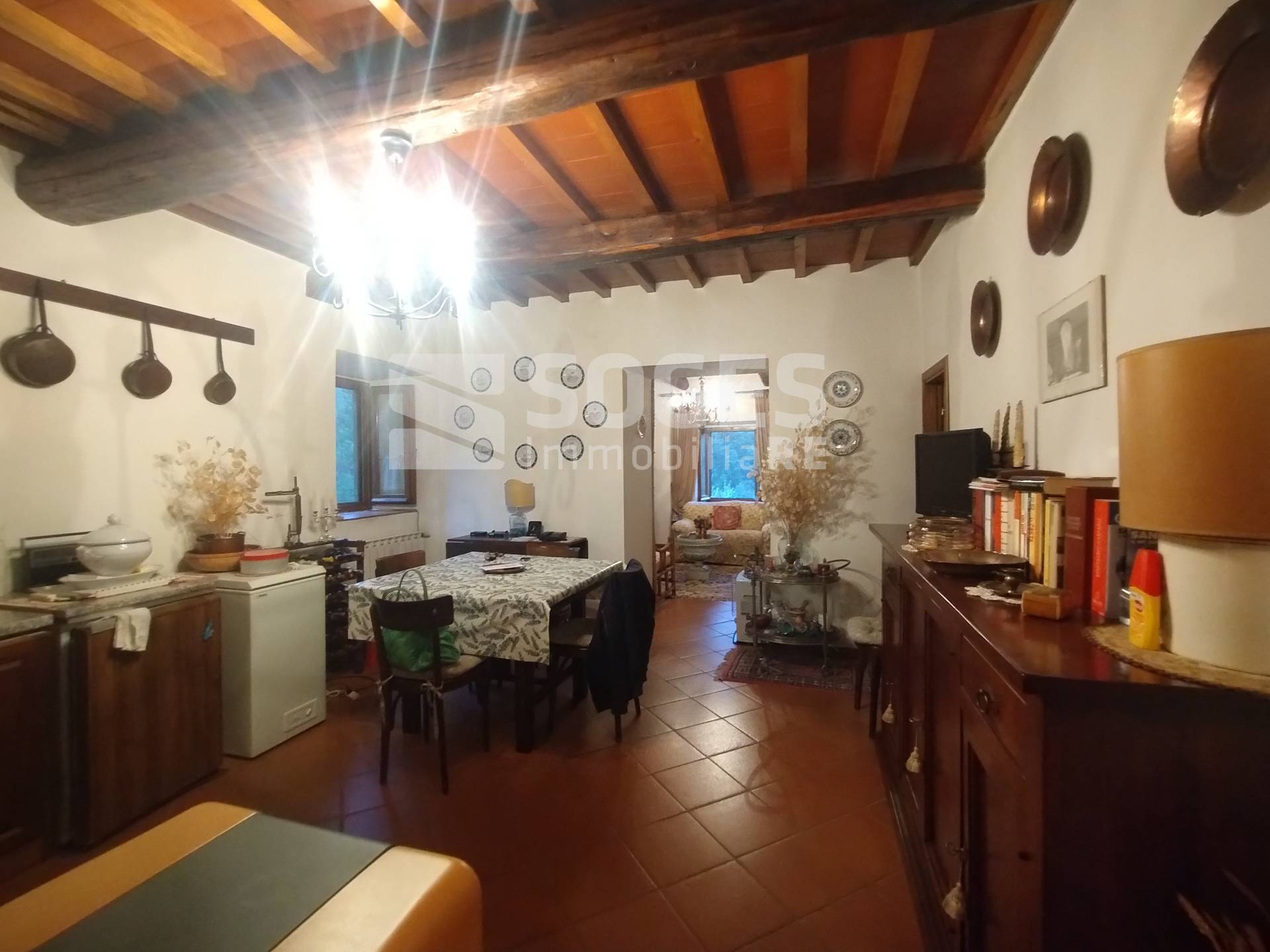 Porzione di casa in vendita a Londa, Fornace