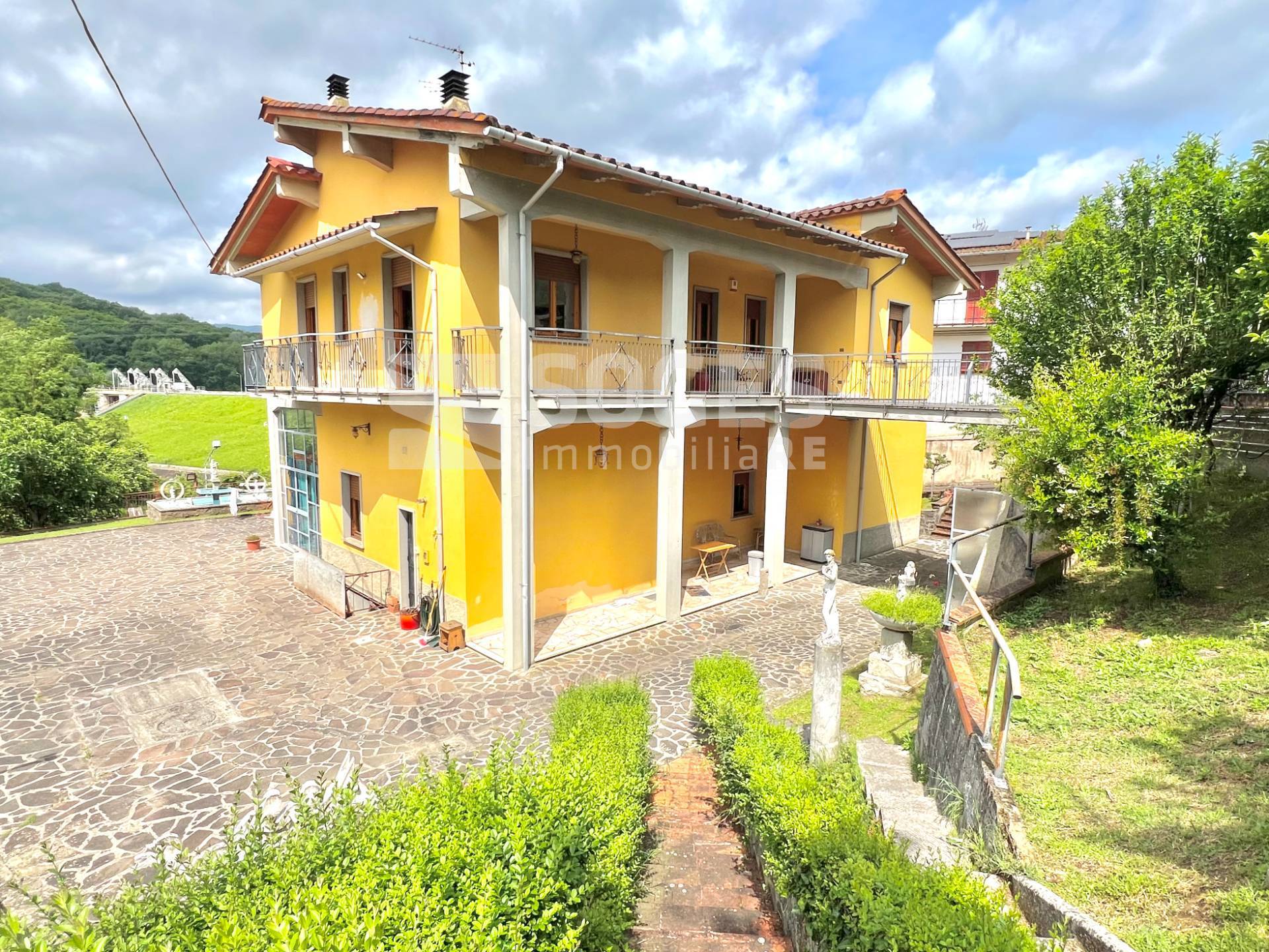 Villa in vendita a Cavriglia, San Cipriano