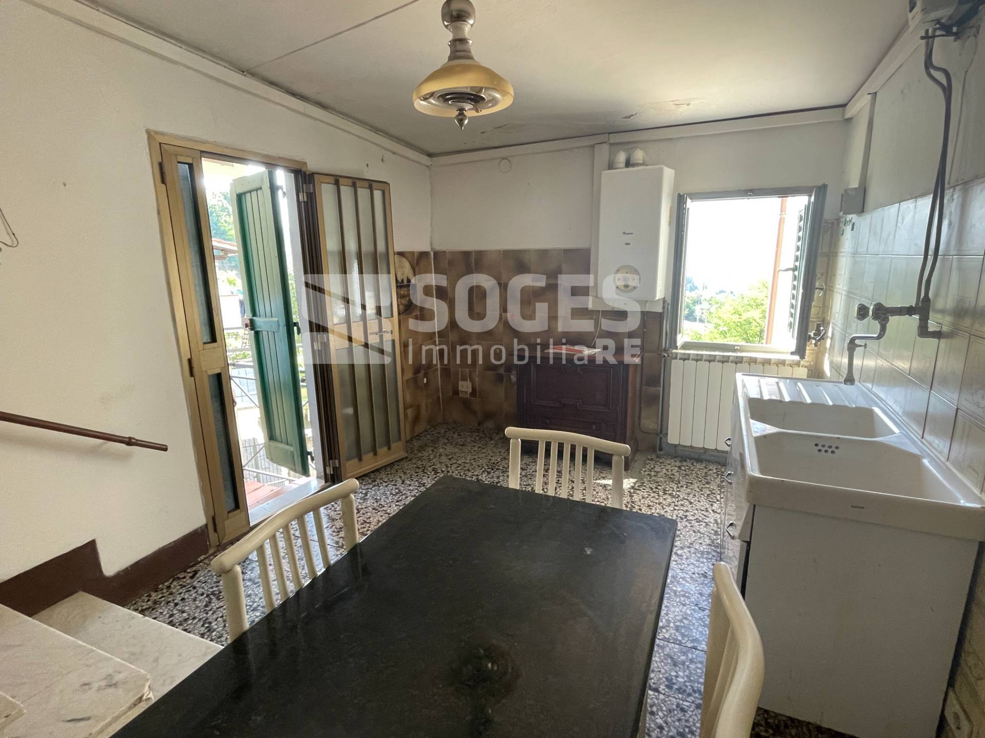 Appartamento in vendita a Pelago, Diacceto
