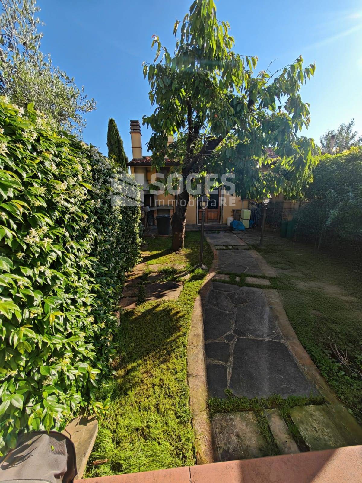 Terratetto in vendita a Campi Bisenzio, La Villa