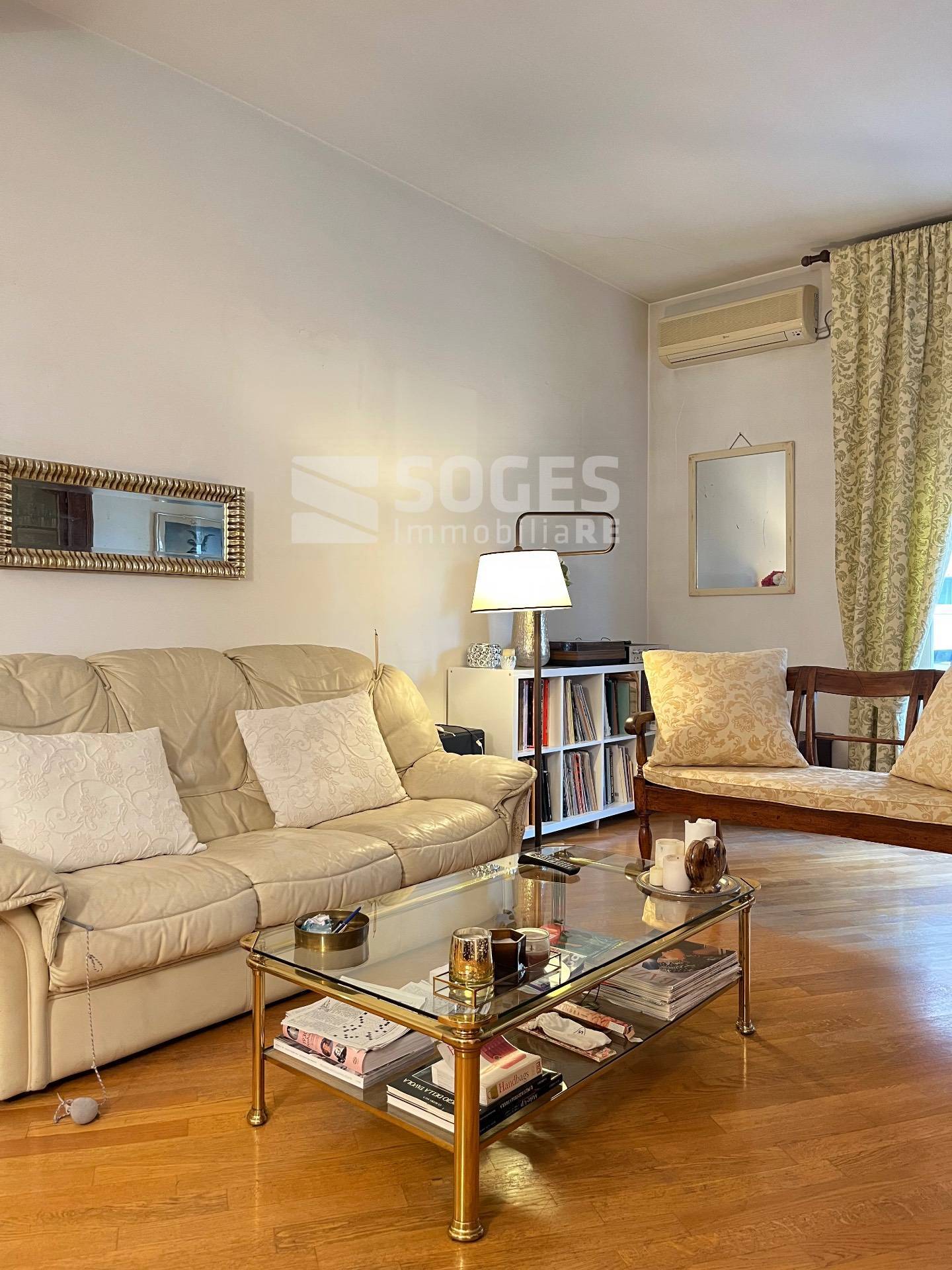 Appartamento in vendita a Montevarchi, Piscina