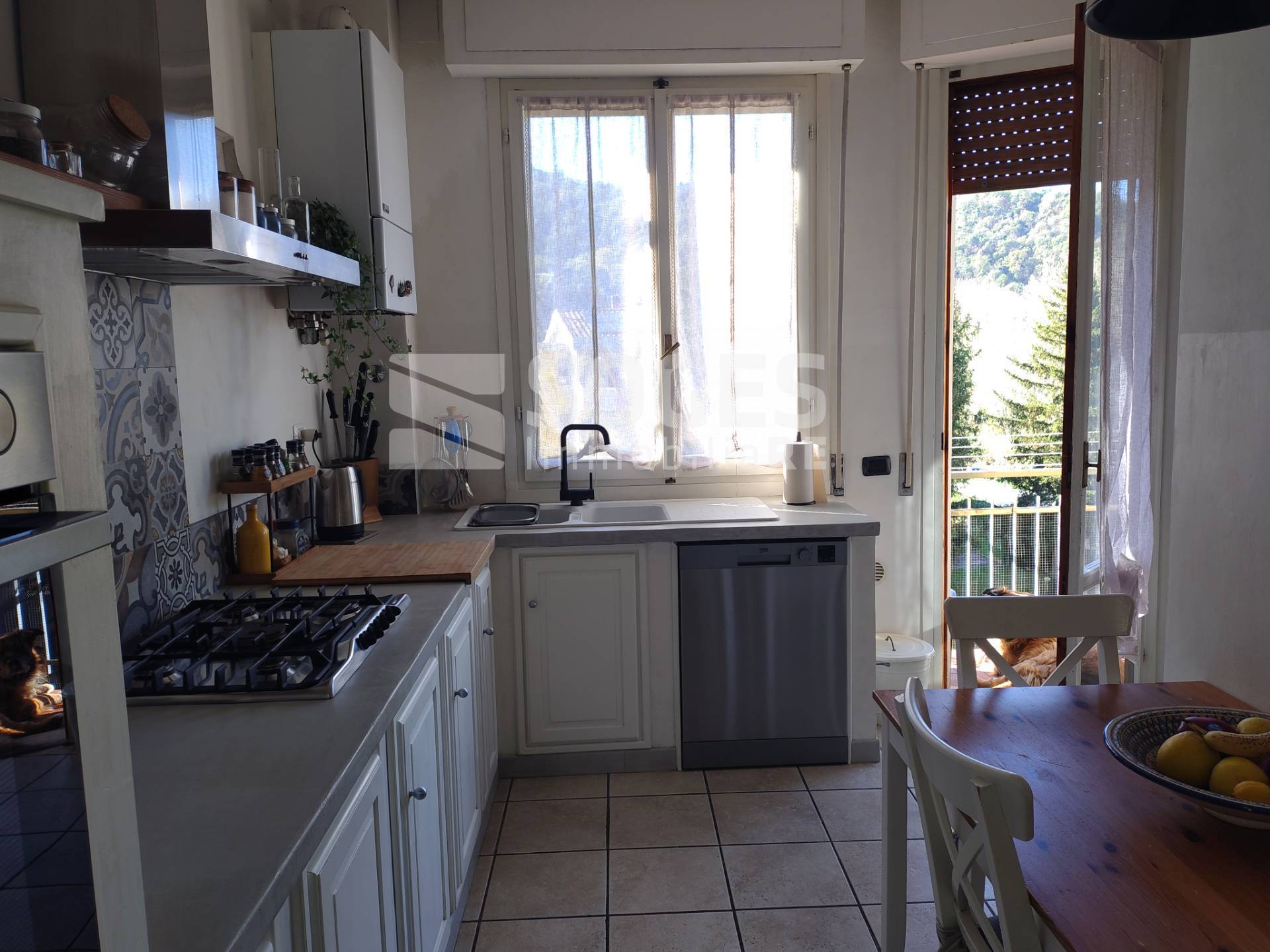 Appartamento in vendita a Dicomano, Centro