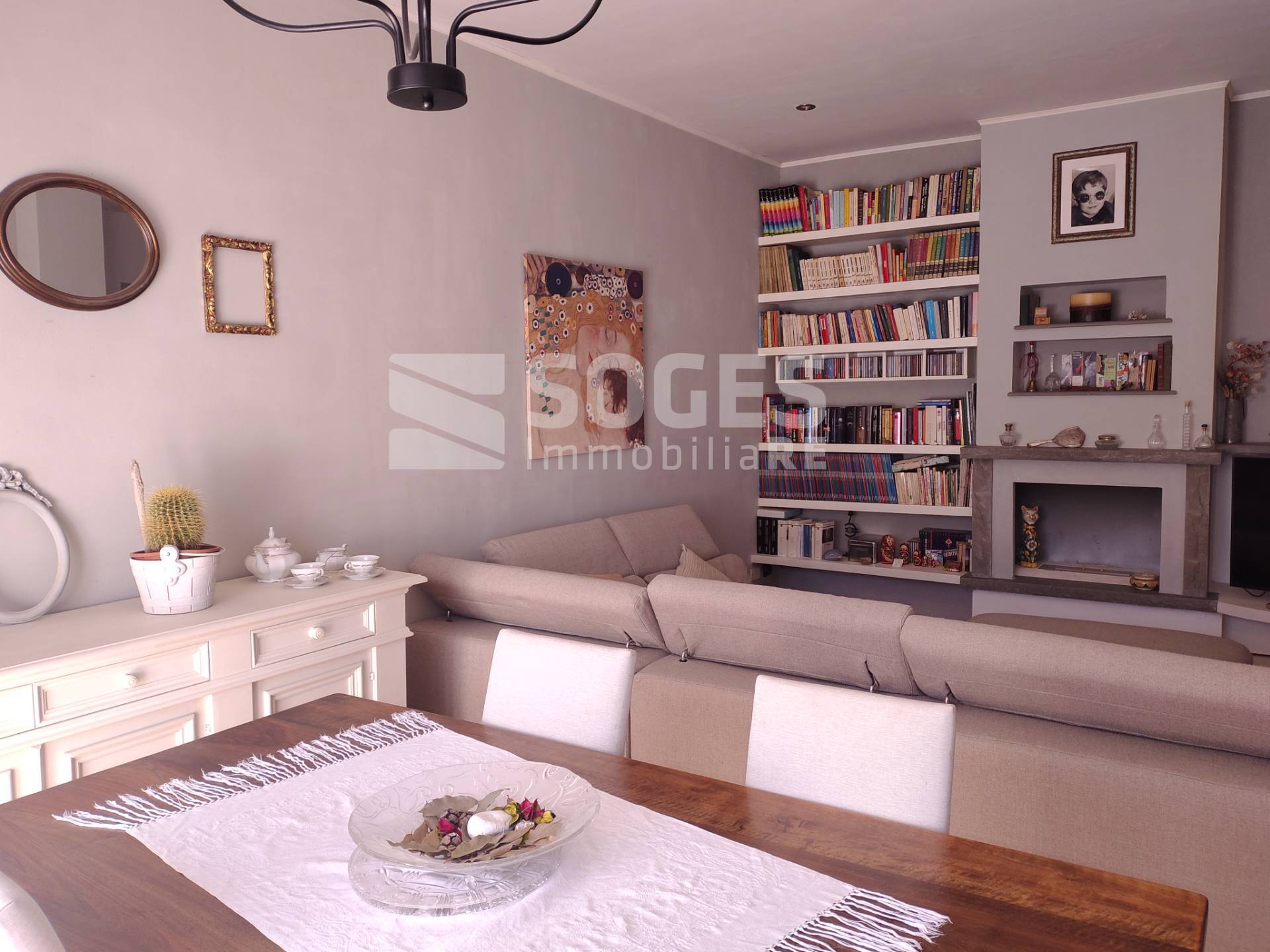 Appartamento in vendita a Dicomano, Centro