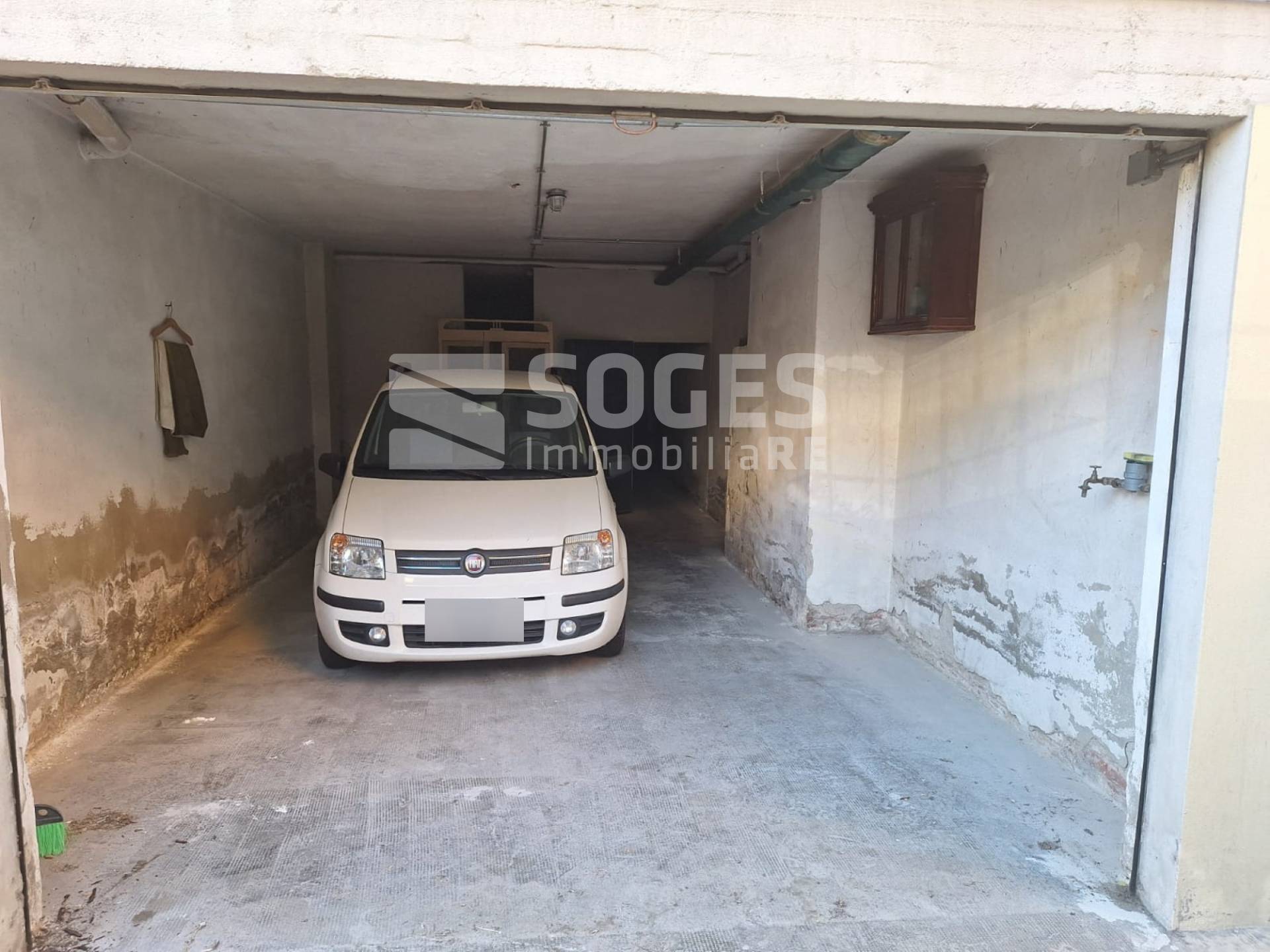 Box o garage in vendita a Pontassieve, Villini