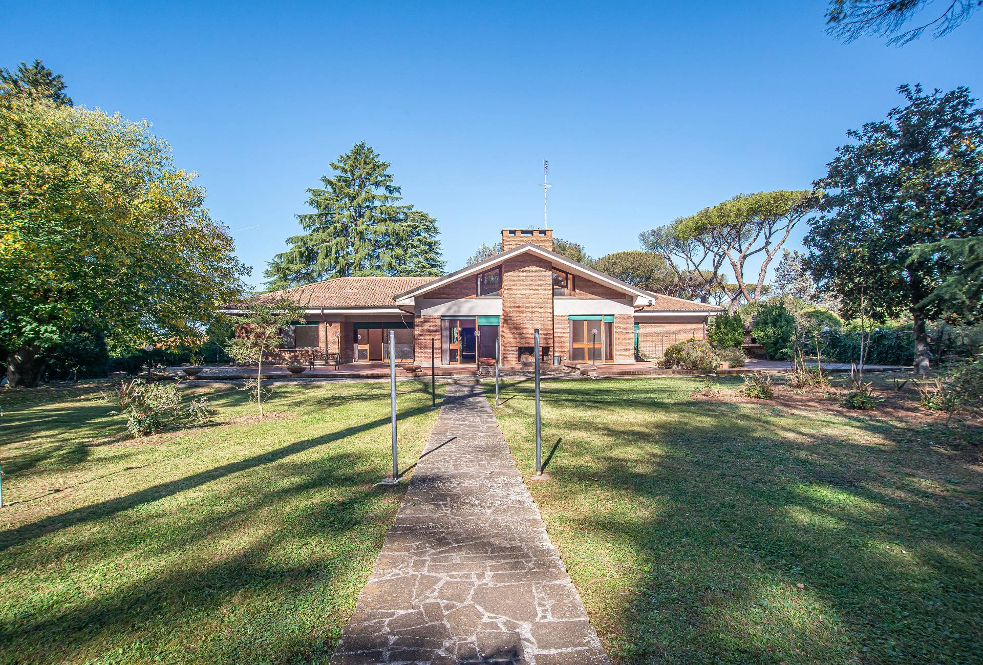 Villa in vendita a Roma, Appia Antica