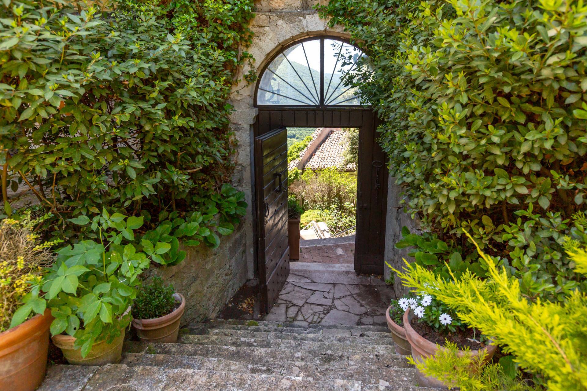 Castello in vendita a Pereto