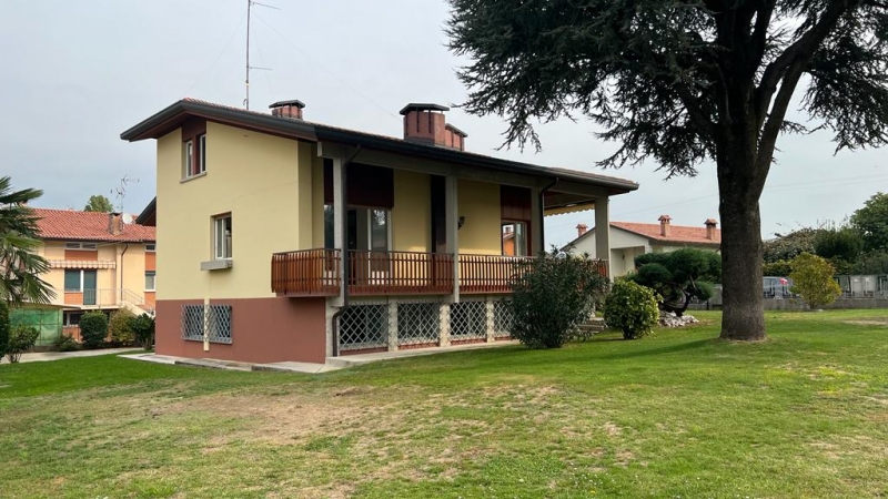 Villa con giardino a San Daniele del Friuli
