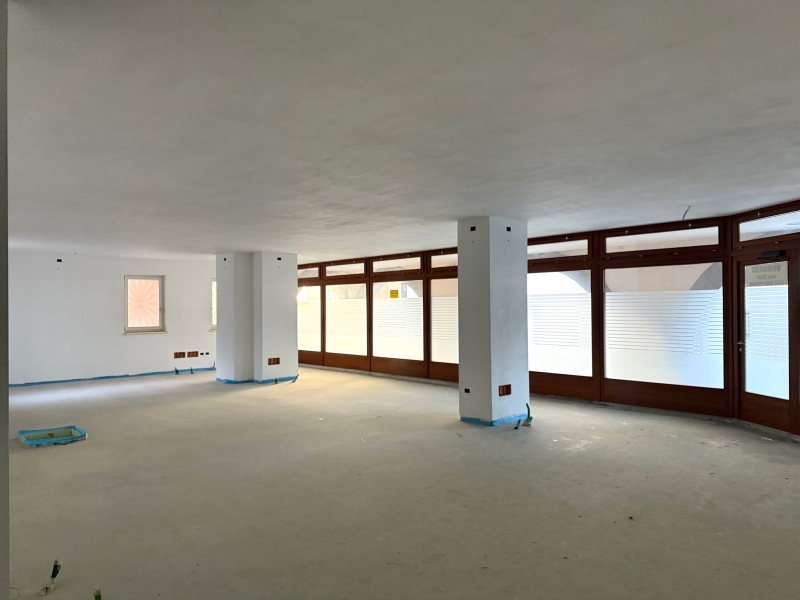 Ufficio con terrazzo a San Daniele del Friuli