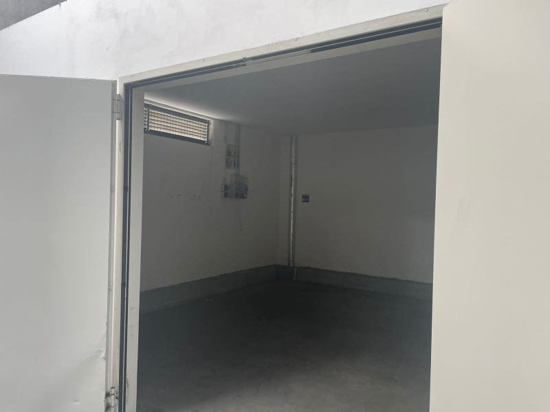 Capannone con giardino a Tavagnacco