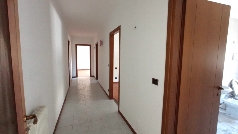 Ufficio con terrazzo a Udine