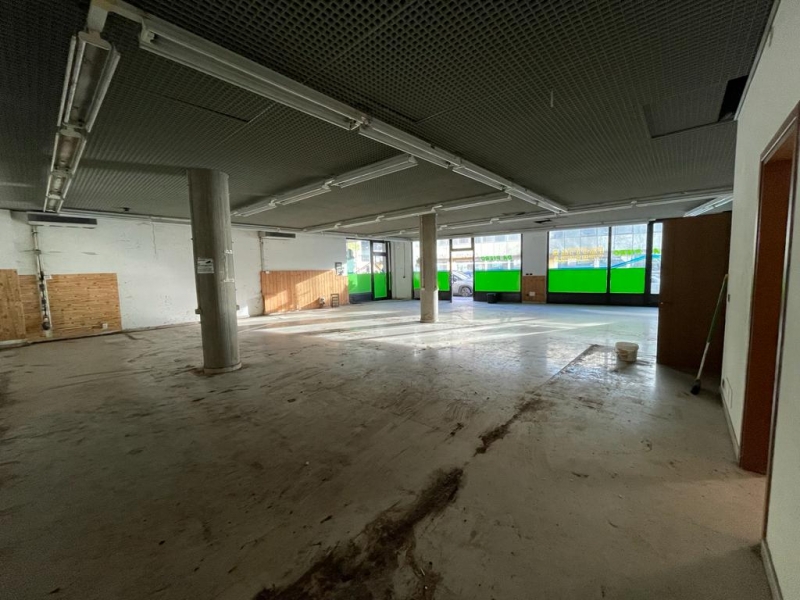 Locale commerciale in affitto a Udine