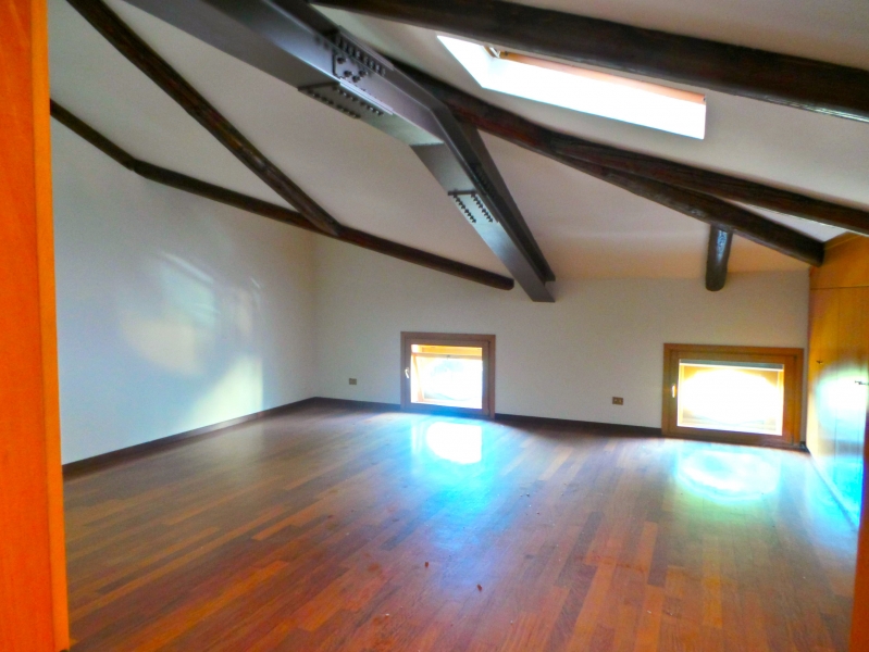 Ufficio classe A4 a Udine