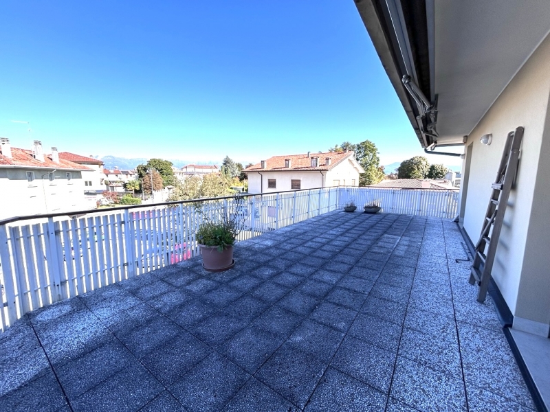 Quadrilocale arredato in affitto a Tavagnacco