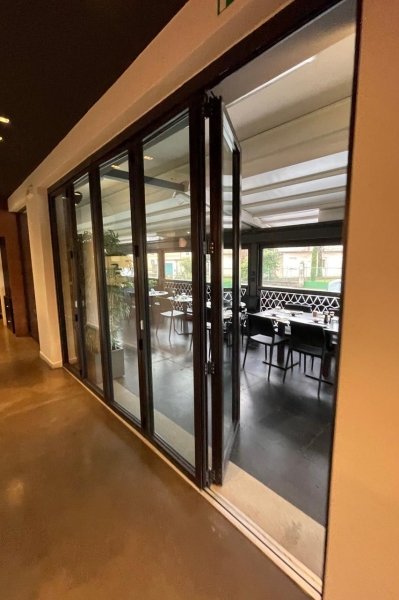 Locale commerciale in vendita a Palmanova