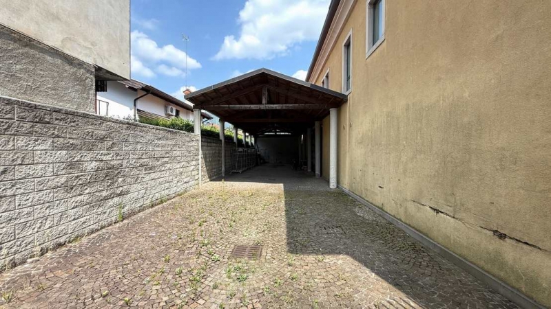 Negozio in affitto a Tarcento
