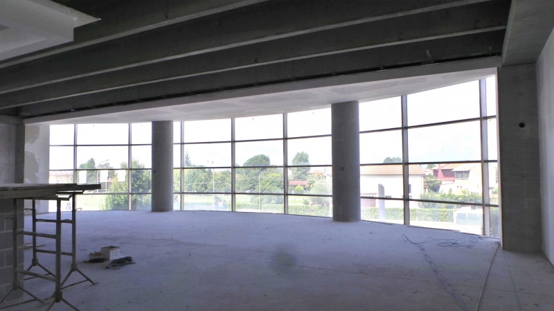 Locale commerciale in affitto a Dignano