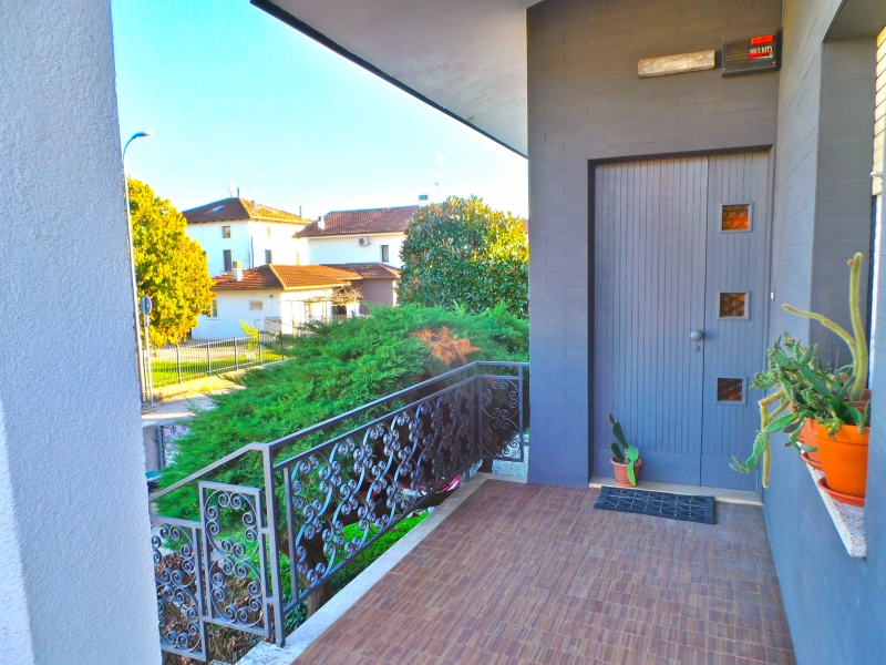 Villa con giardino a Tavagnacco