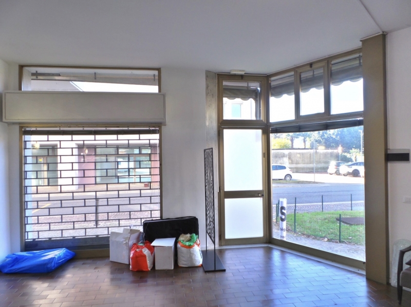 Negozio in affitto a Pasian di Prato