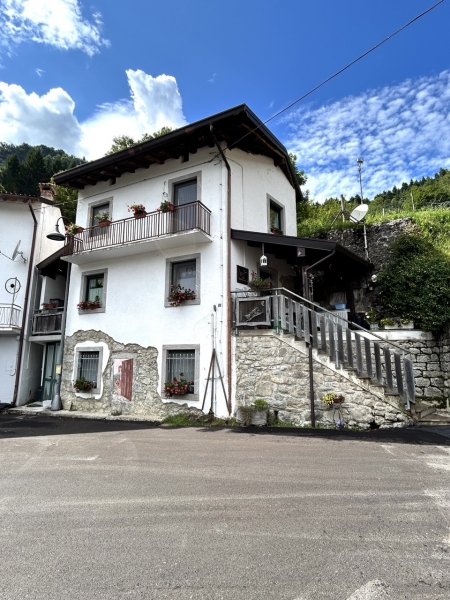 Casa indipendente in vendita a Taipana