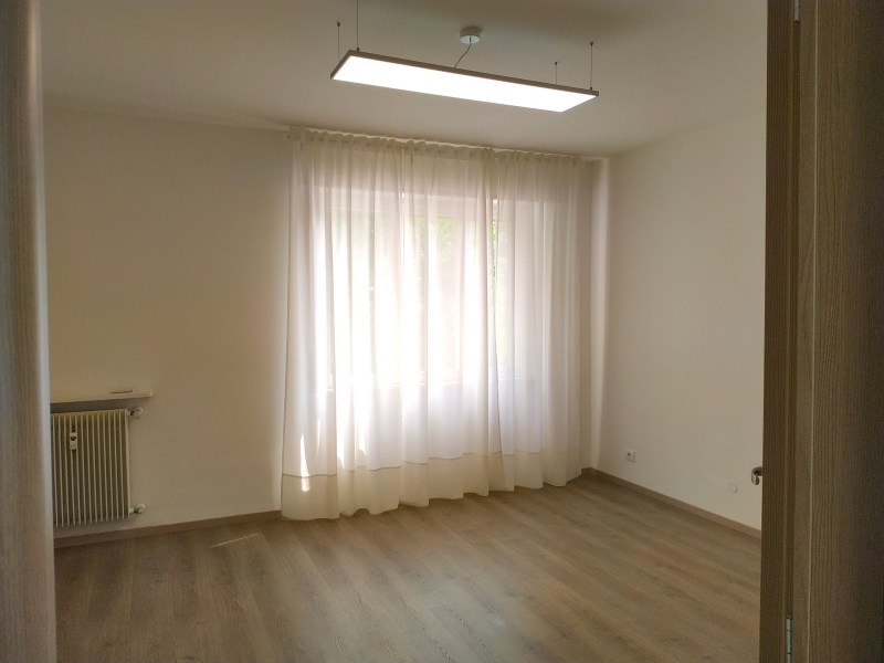 Ufficio con terrazzo a Udine