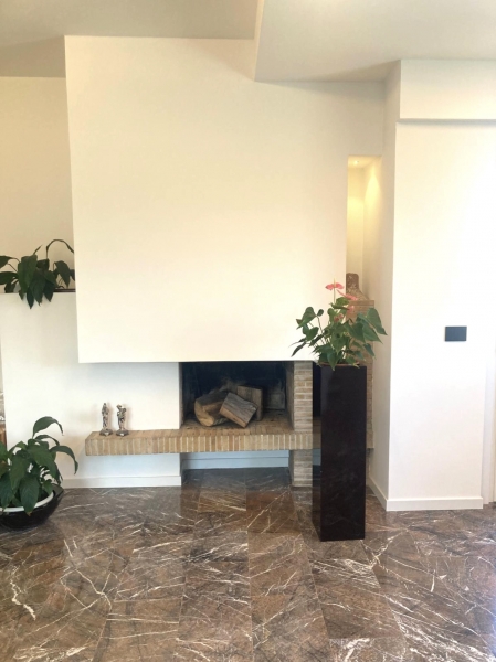 Capannone con terrazzo a Tricesimo