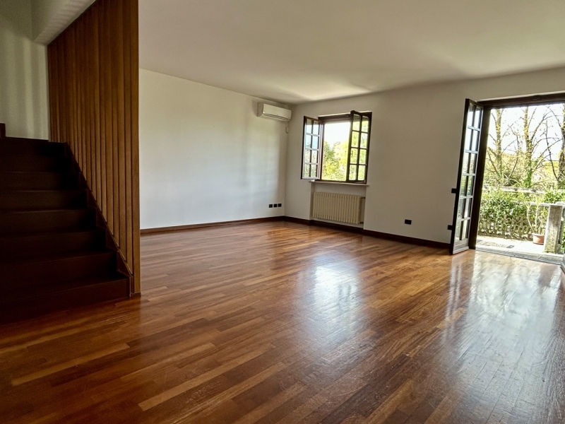 Villa con giardino a Udine