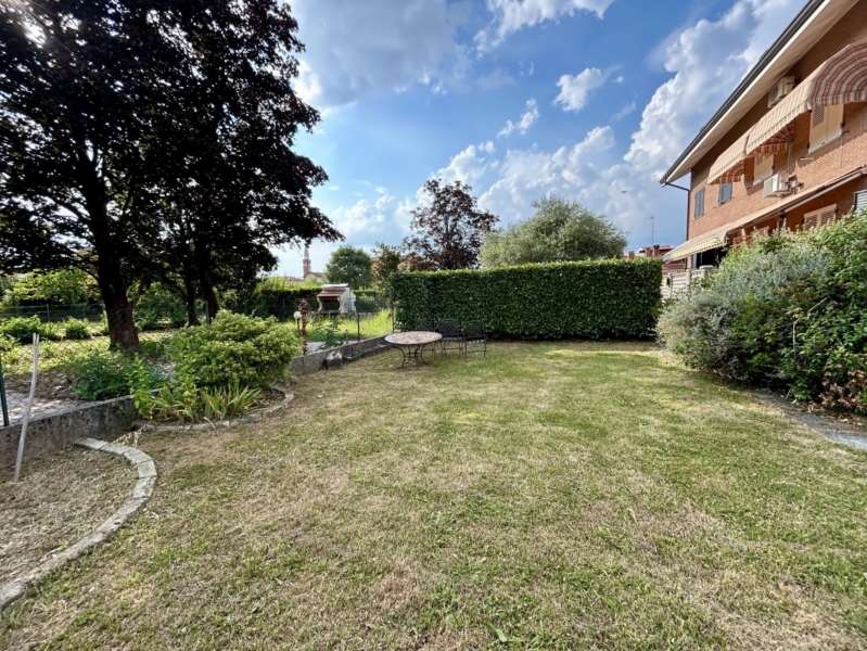 Villa con giardino a Udine