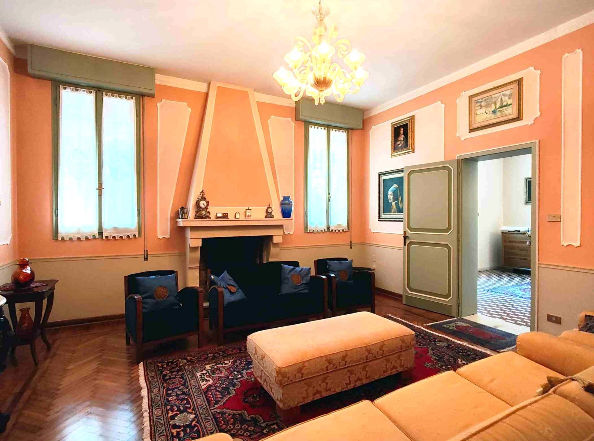 Villa in vendita a Ferrara, San Martino