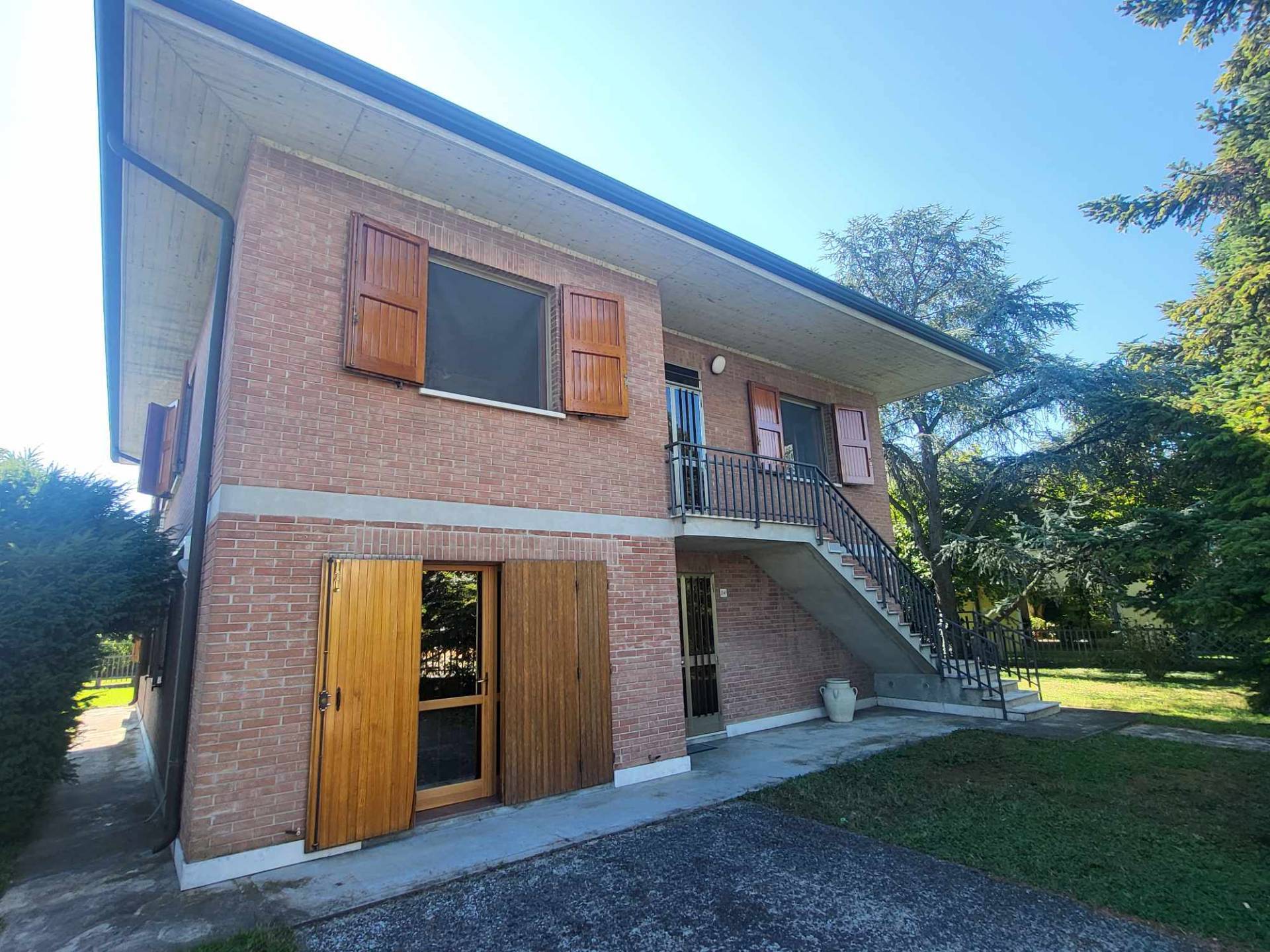 Villa in vendita a Ferrara, San Martino
