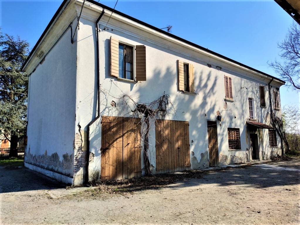 Rustico in vendita a Ferrara, San Martino