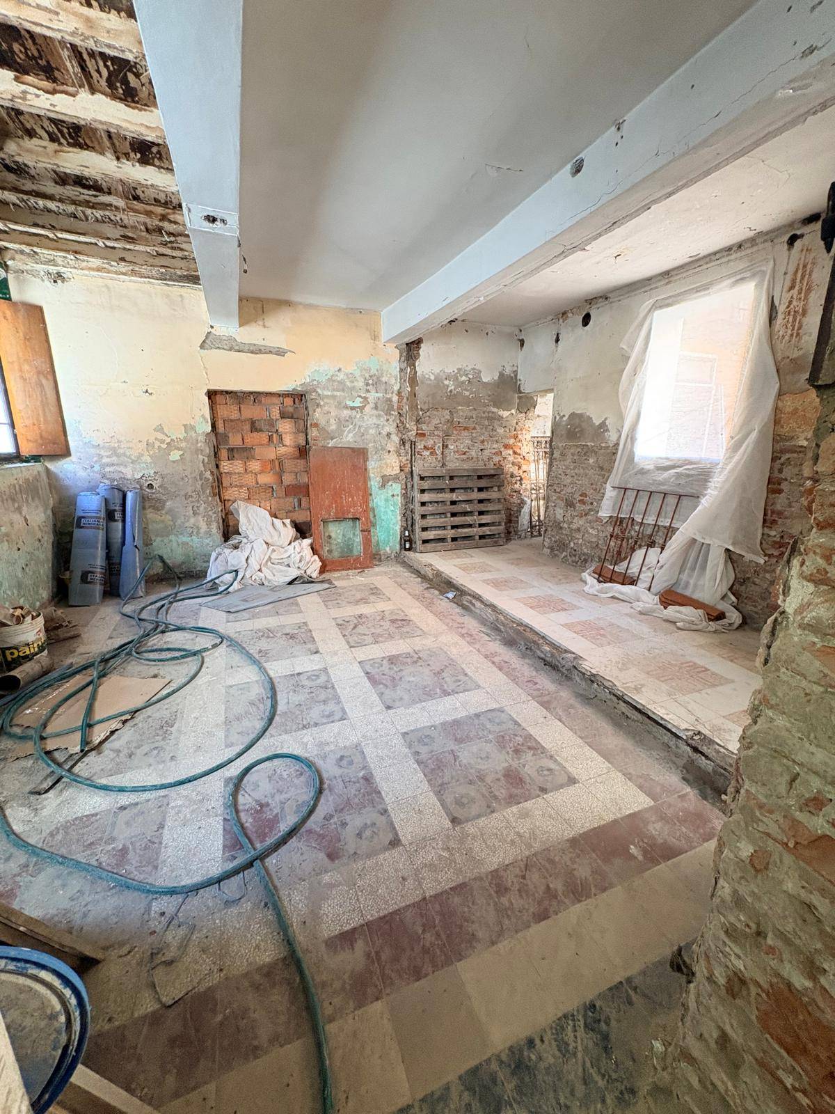 Casa indipendente in vendita a Ferrara, Centro storico