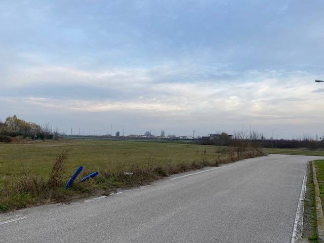 Terreno edificabile in vendita a Voghiera, Gualdo