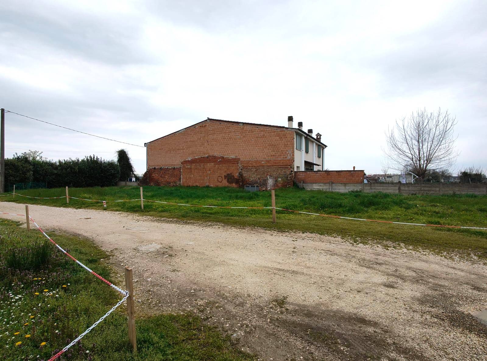 Terreno edificabile in vendita a Ferrara, Aguscello