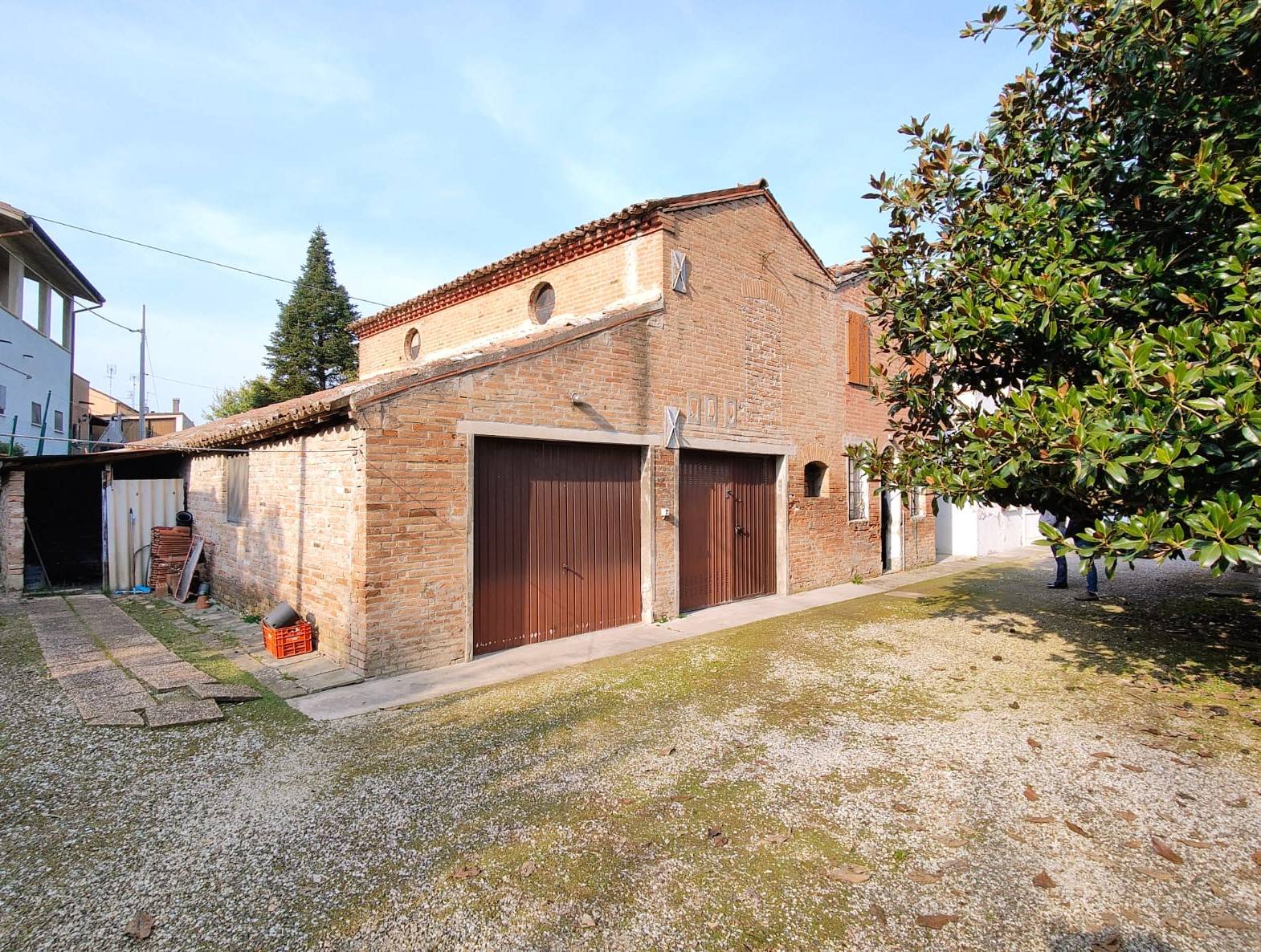Casa indipendente in vendita a Ferrara, San Martino