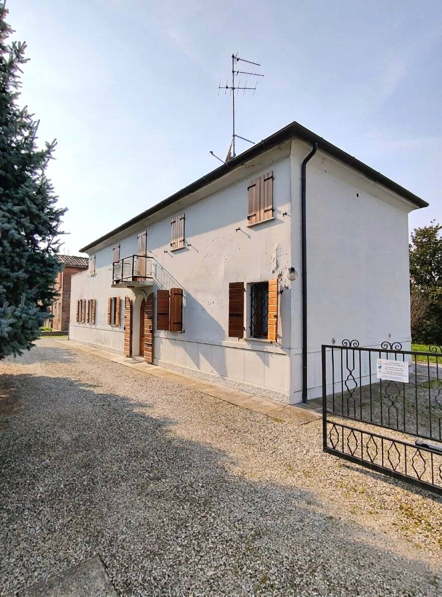 Casa indipendente in vendita a Ferrara, San Martino