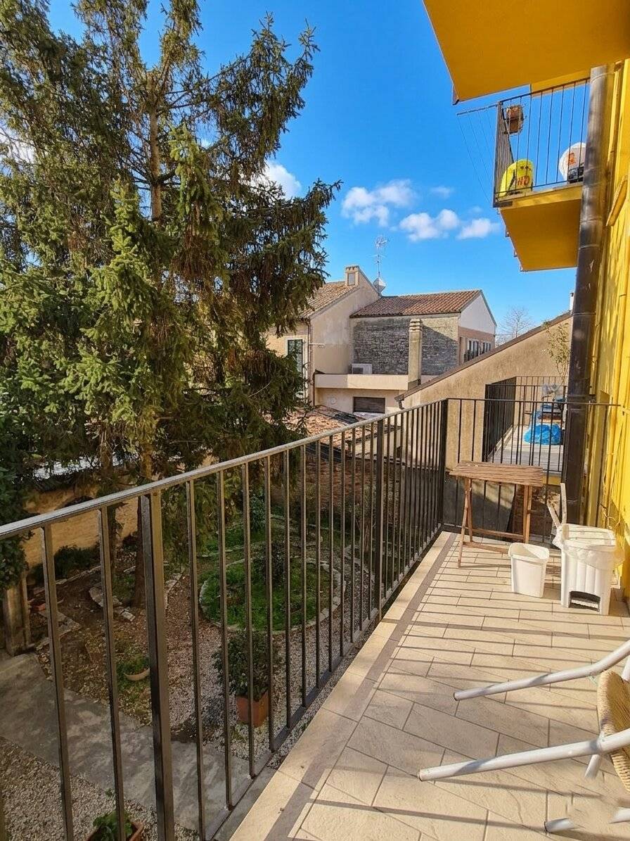 Appartamento in vendita a Ferrara, Centro storico