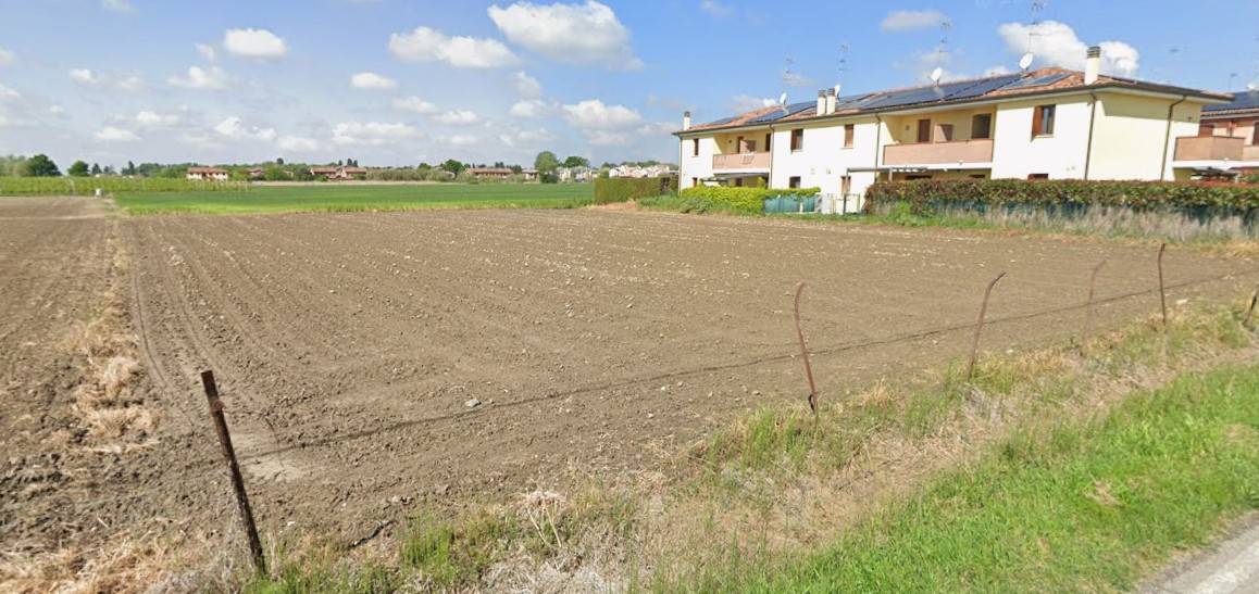 Terreno edificabile in vendita a Ferrara, San Martino