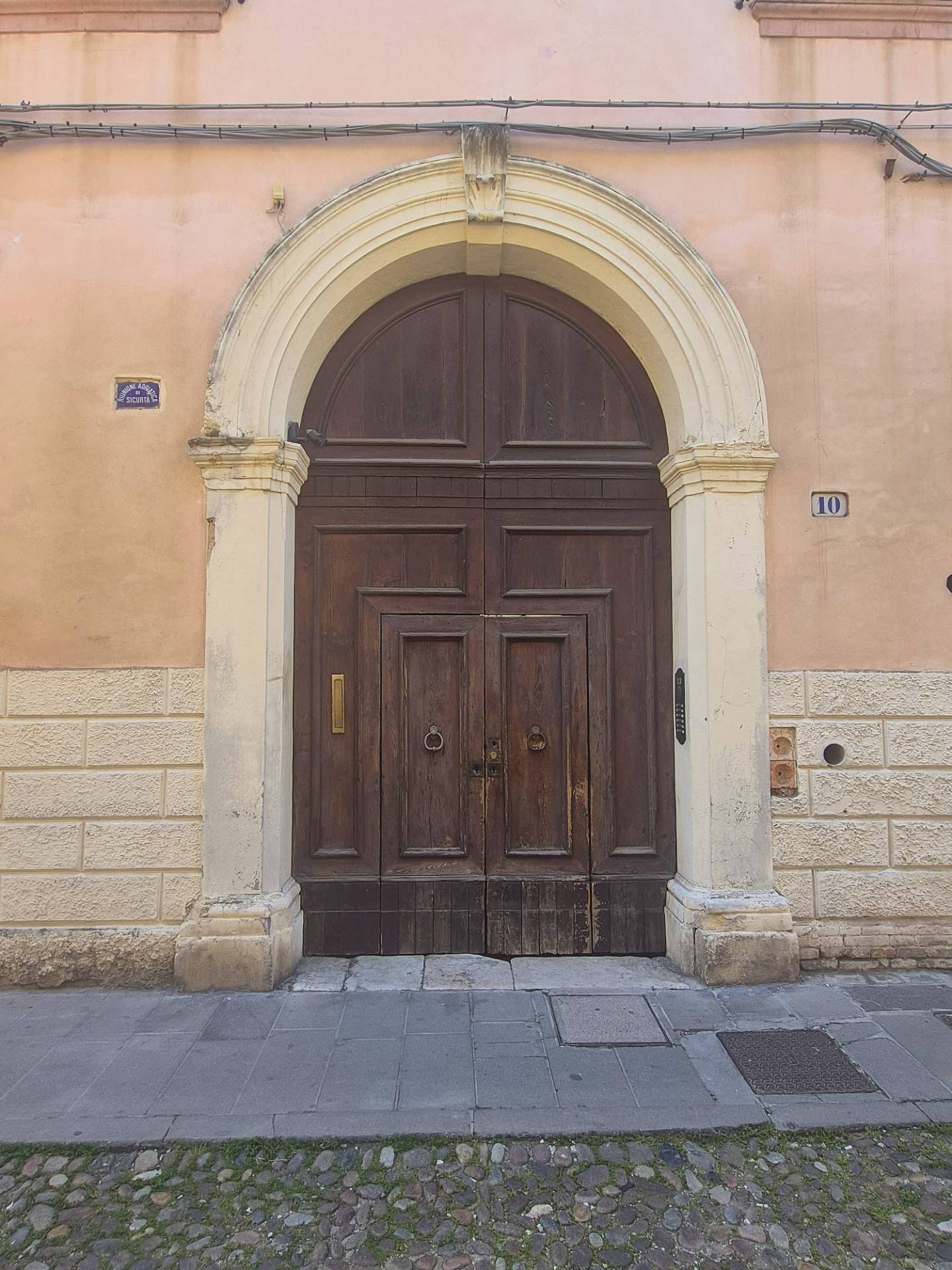 Appartamento in vendita a Ferrara, Centro storico