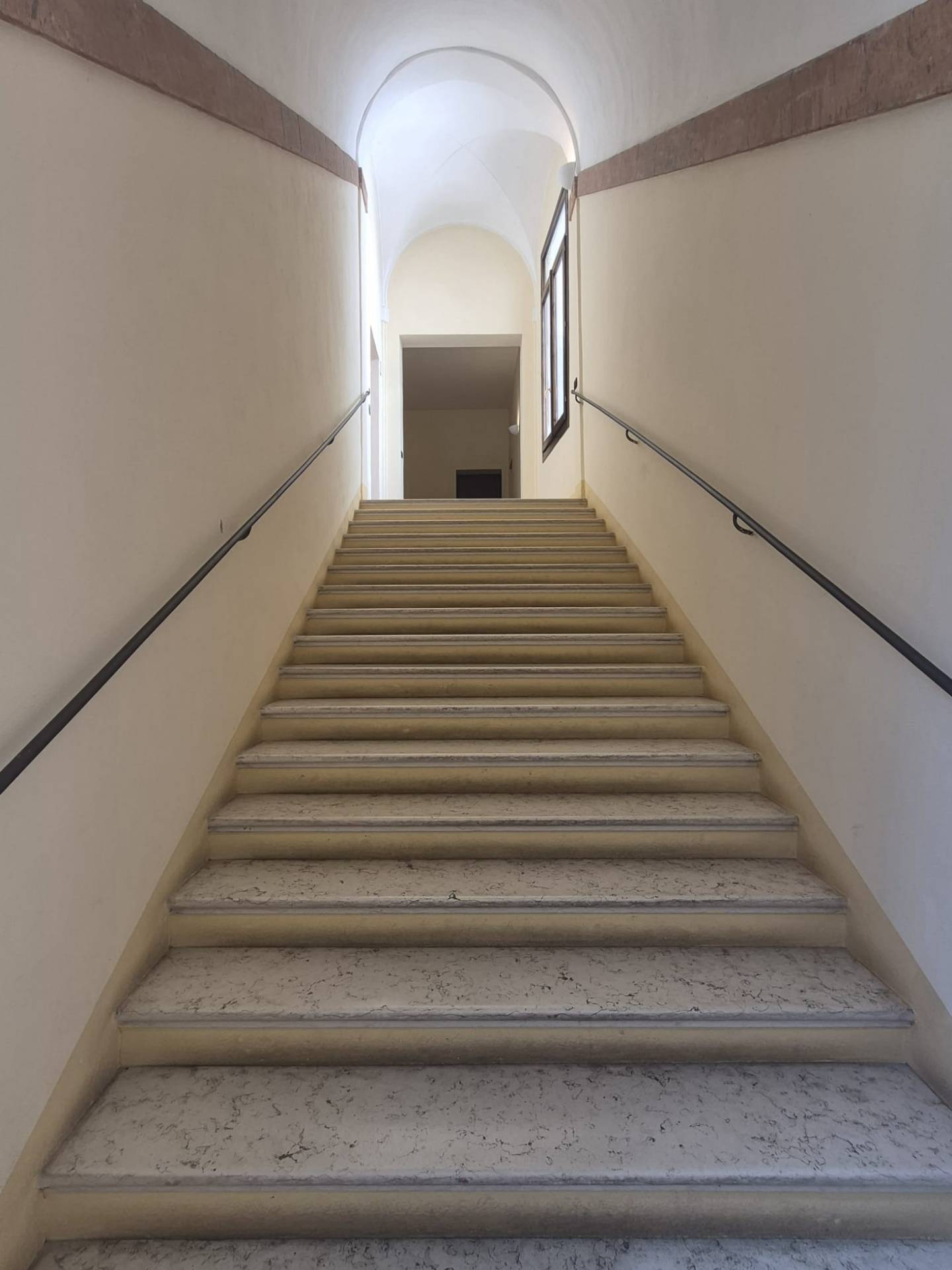 Appartamento in vendita a Ferrara, Centro storico
