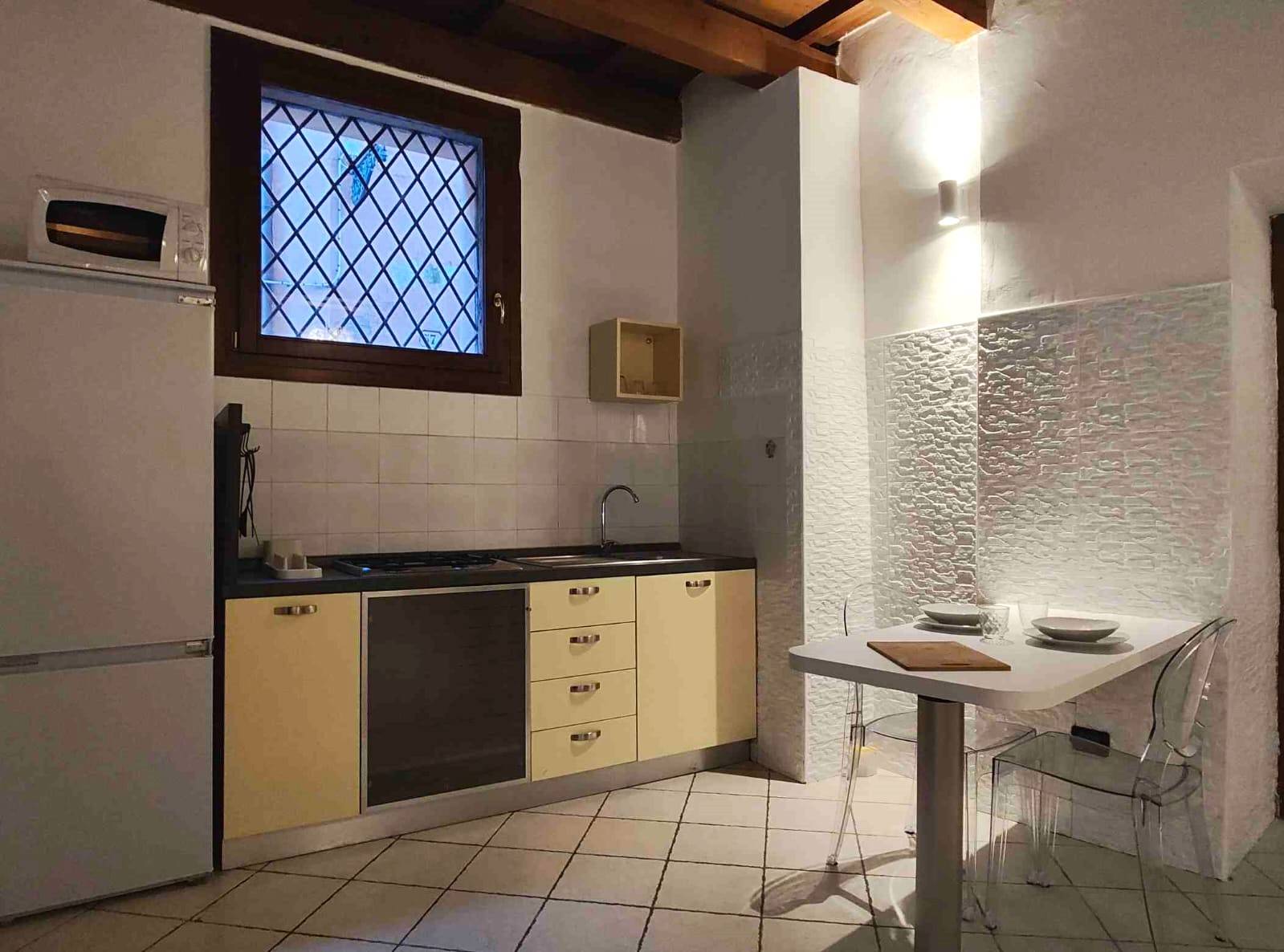 Appartamento in affitto a Ferrara, Centro storico