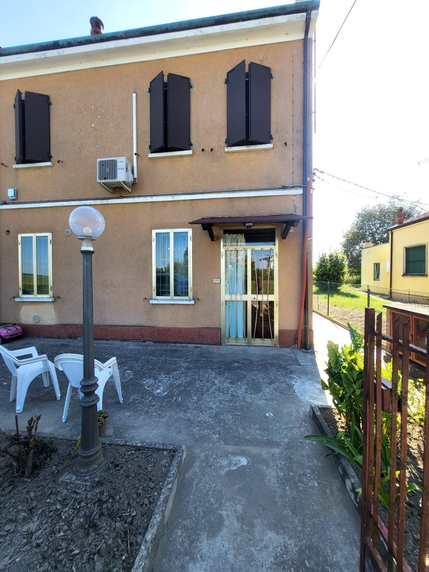 Quardrifamiliare in vendita a Ferrara, Chiesuol del Fosso