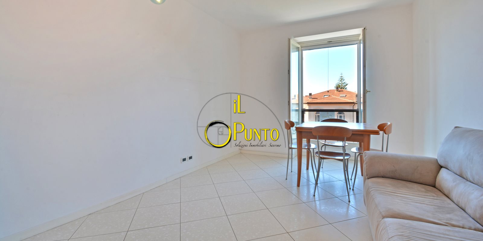 Trilocale vista mare a Ospedaletti